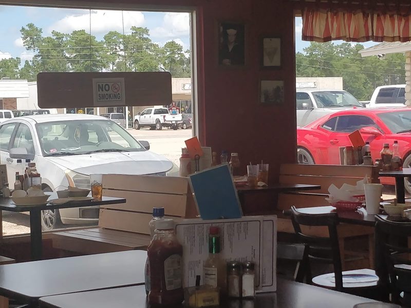 Fat Boy's Restaurant exterior